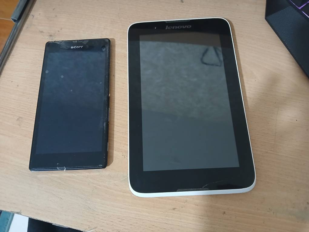 تبلت لنوو و گوشی سونی