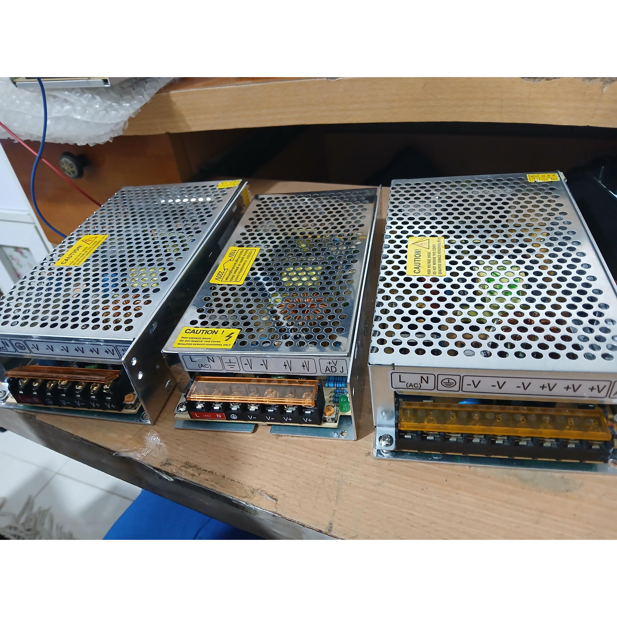 3 عدد منبع تغذیه 12 ولت