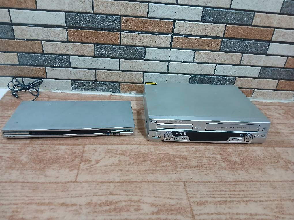 ویدئو دبل ال جی و DVD پلیر سونی