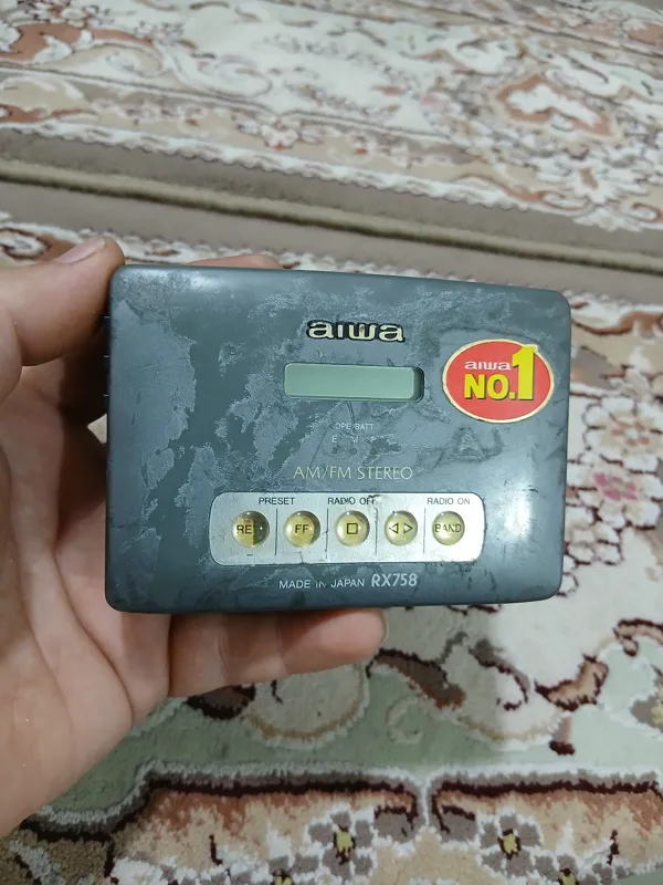 واکمن حرفه ای آیوا ژاپن