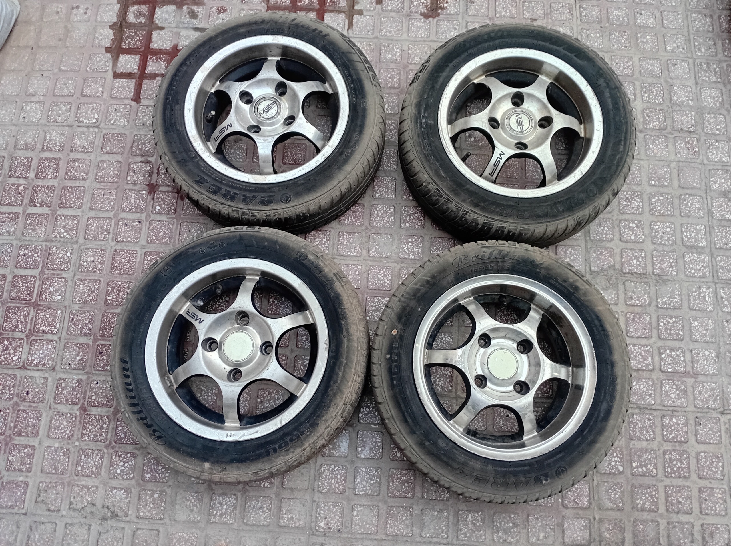 4حلقه رینگ لاستیک اسپرت سایز 13 پراید ماتیز MVM
