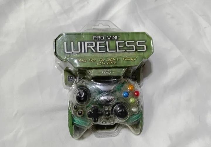 دسته بیسیم کمیاب ایکس باکس کلاسیک توضیح دارد