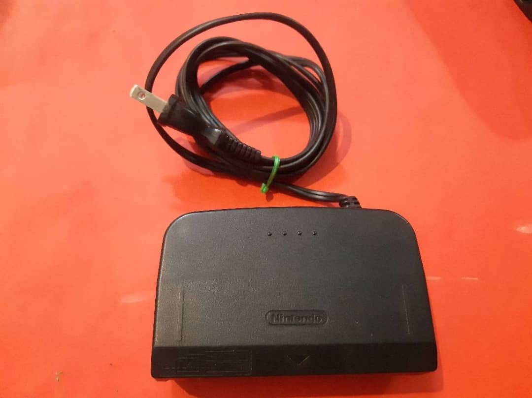 آداپتور اورجینال کمیاب نینتندو 64 برق 110 ژاپن