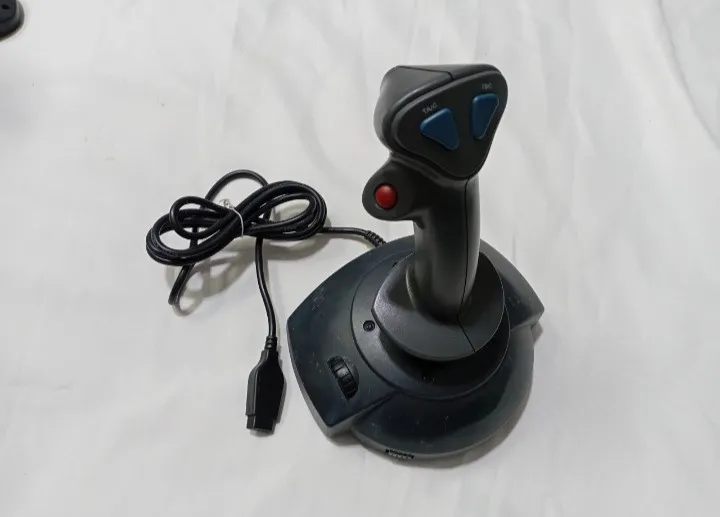 دسته خلبانی ساخته شده برای سگا