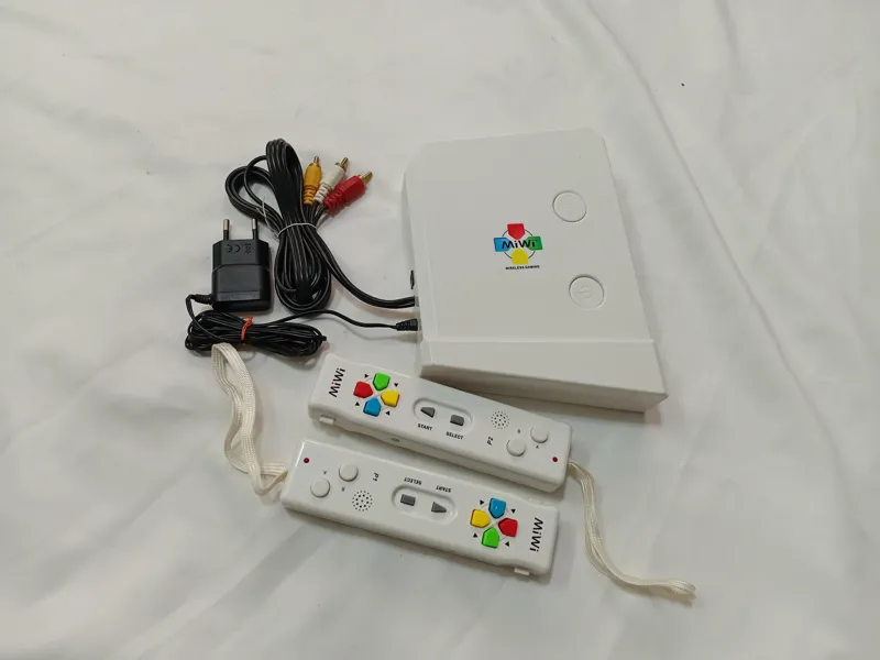 دستگاه گیم قدیمی کمباب حافظه دار امپراطور