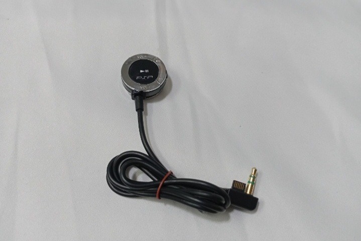 ریموت کلکسیونی کمیاب هدفون SONY PSP 2000