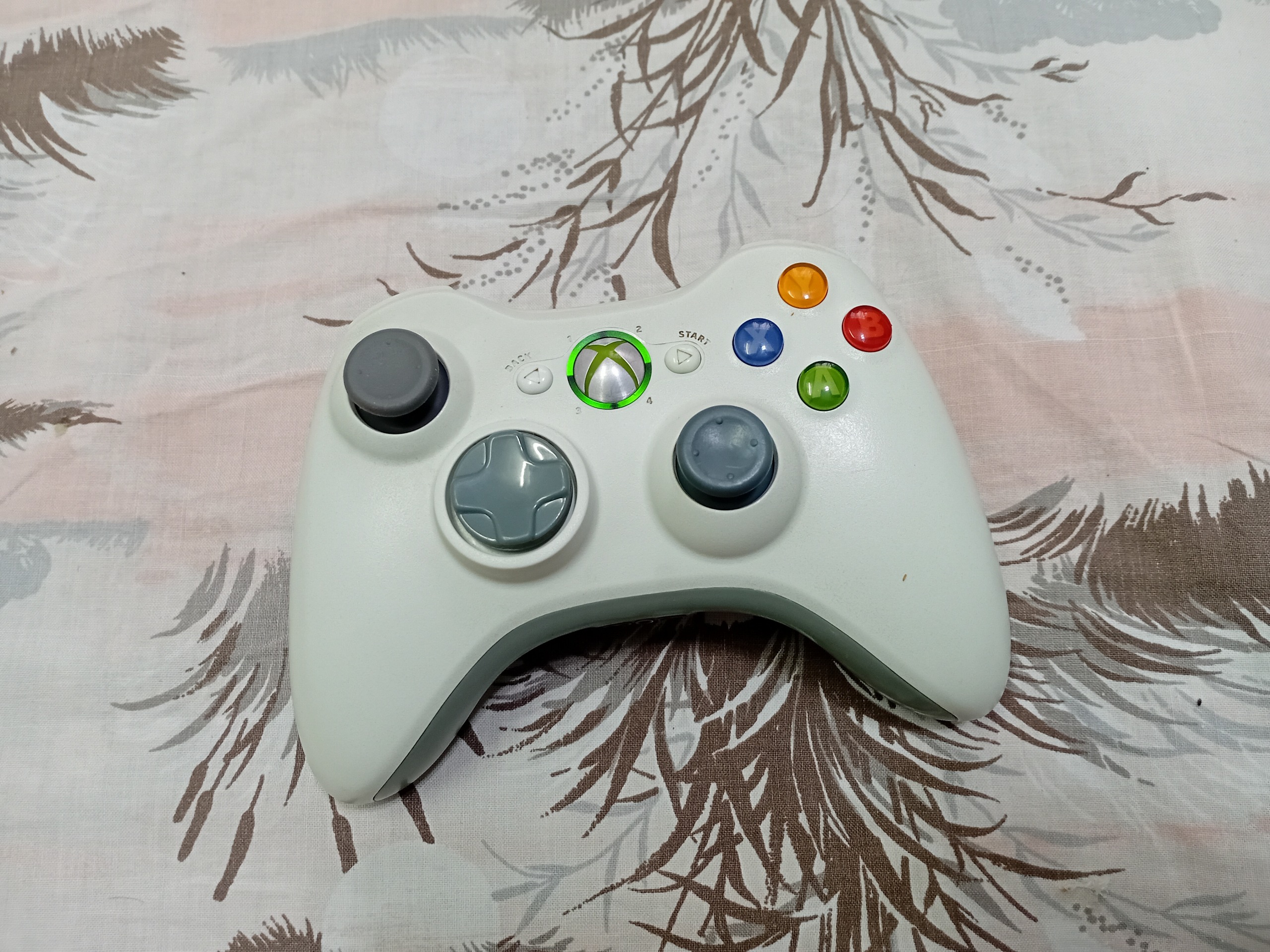 دسته بیسیم اورجینال ایکس باکس 360 سفید