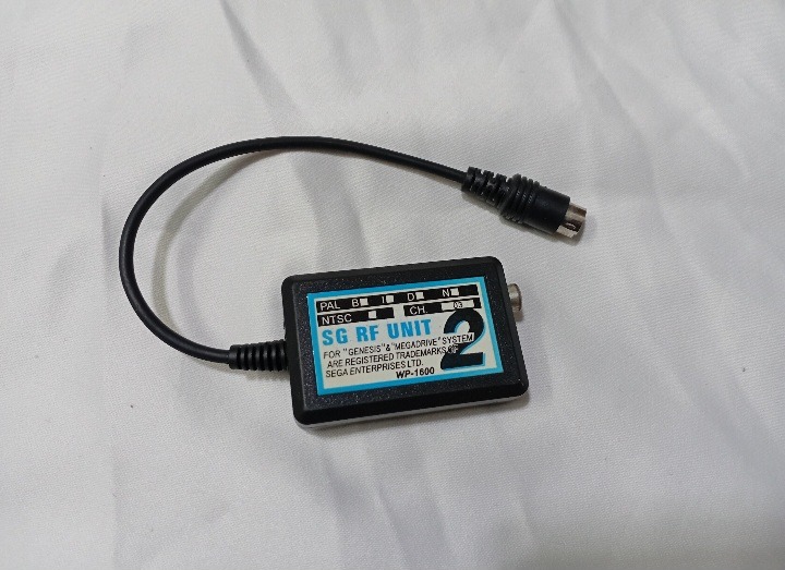 مبدل RF سگا کلکسیونی تمیز