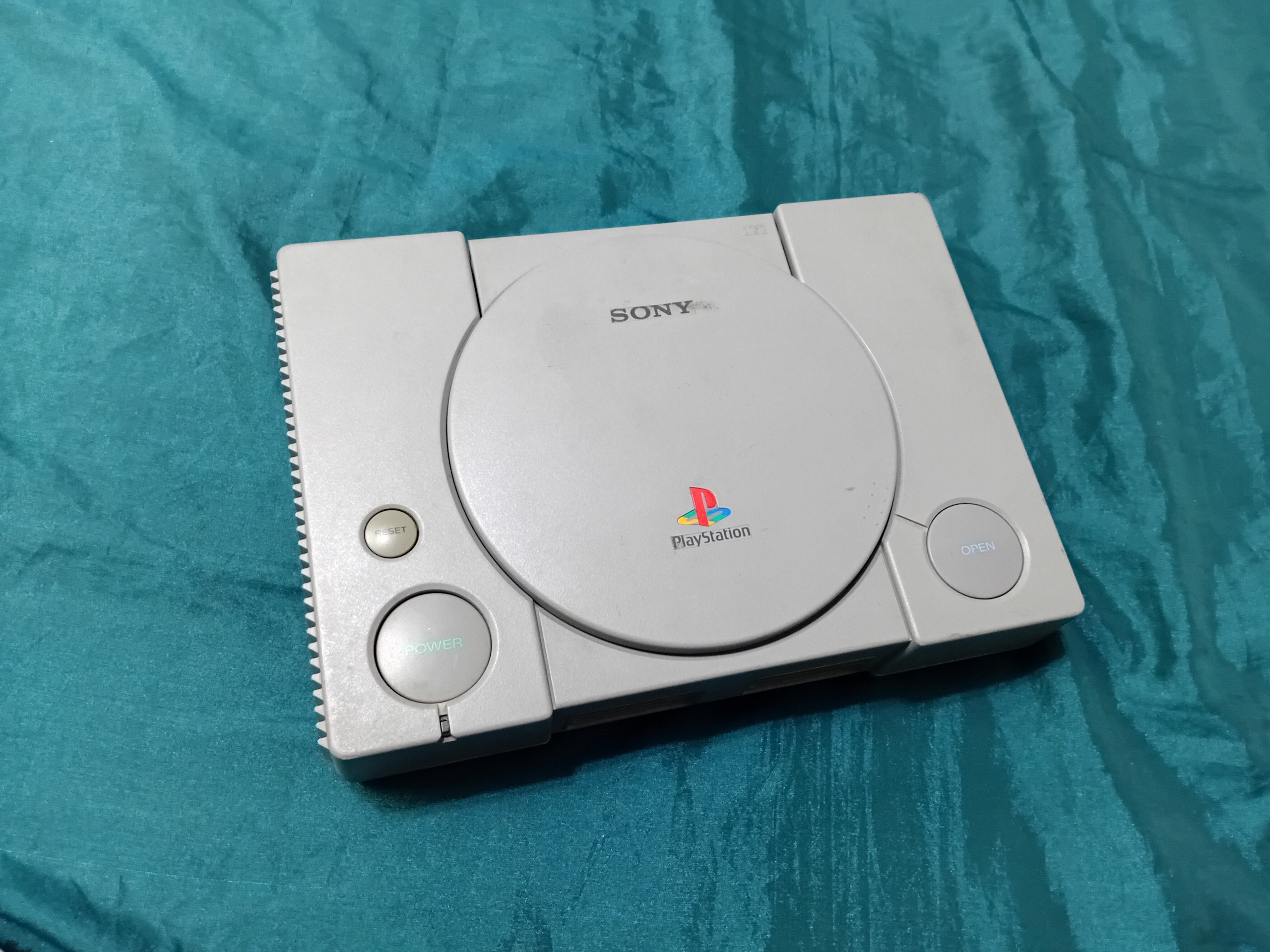 کلگی پلی استیشن 1 بدون لوازم و ضمانت بدون لنز