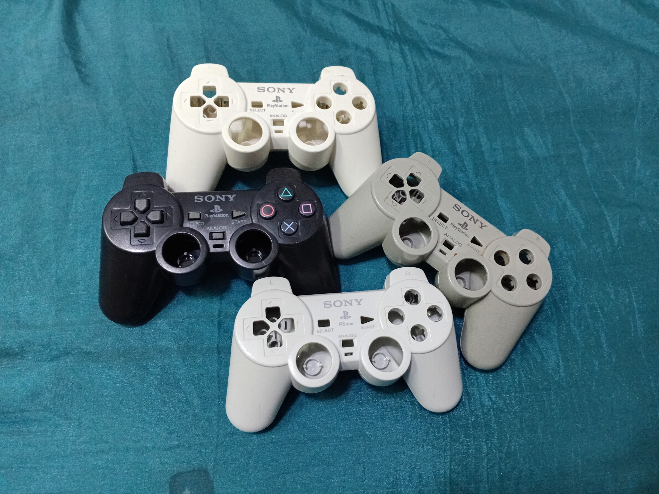 تعداد 4 عدد قاب خالی کلکسیونی پلی استیشن