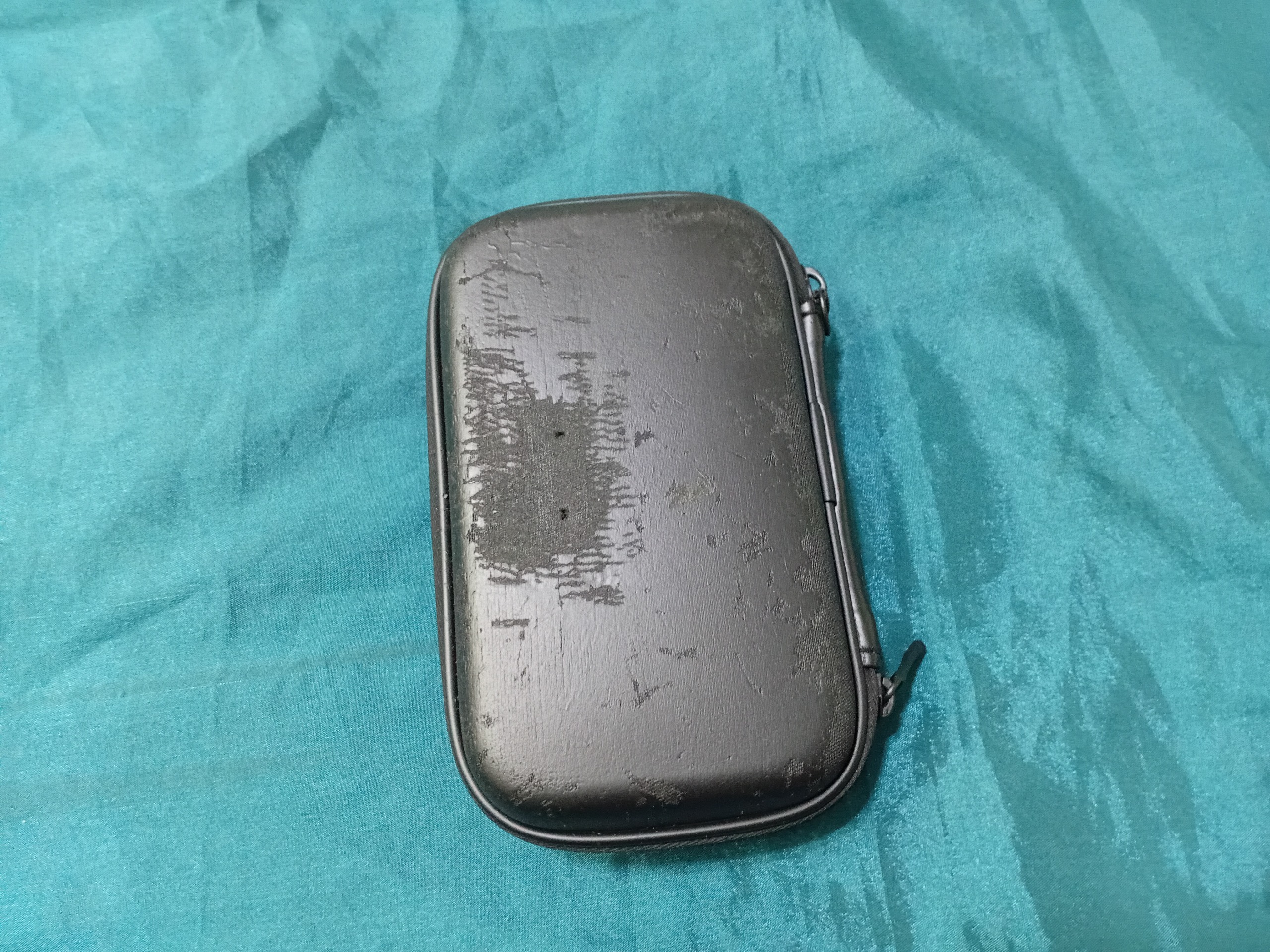 کیف نینتندو DS ظاهر کهنگی دارد