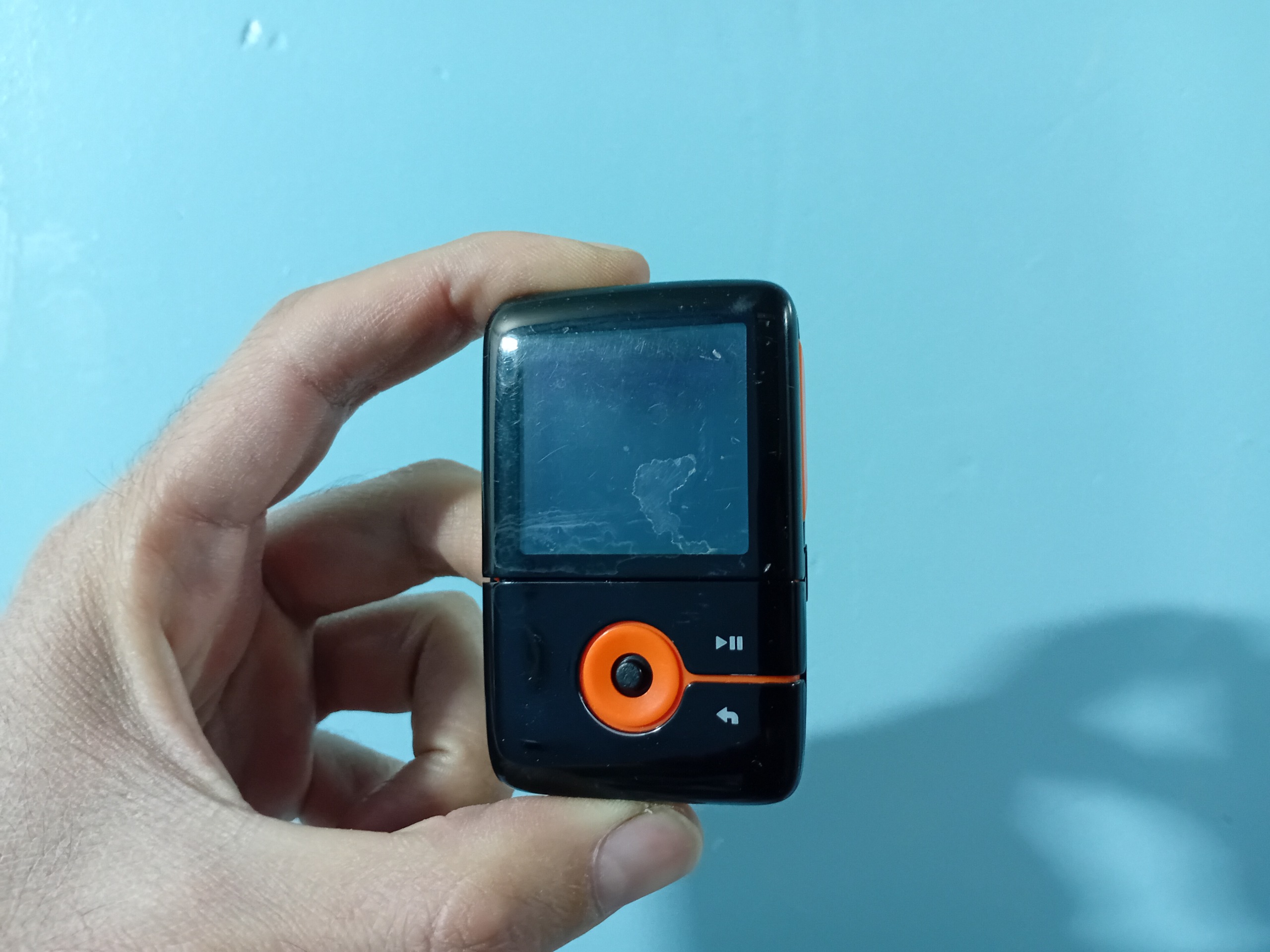 موزیک Mp3 پلیر کریتیو اصل خاموش بدون ضمانت