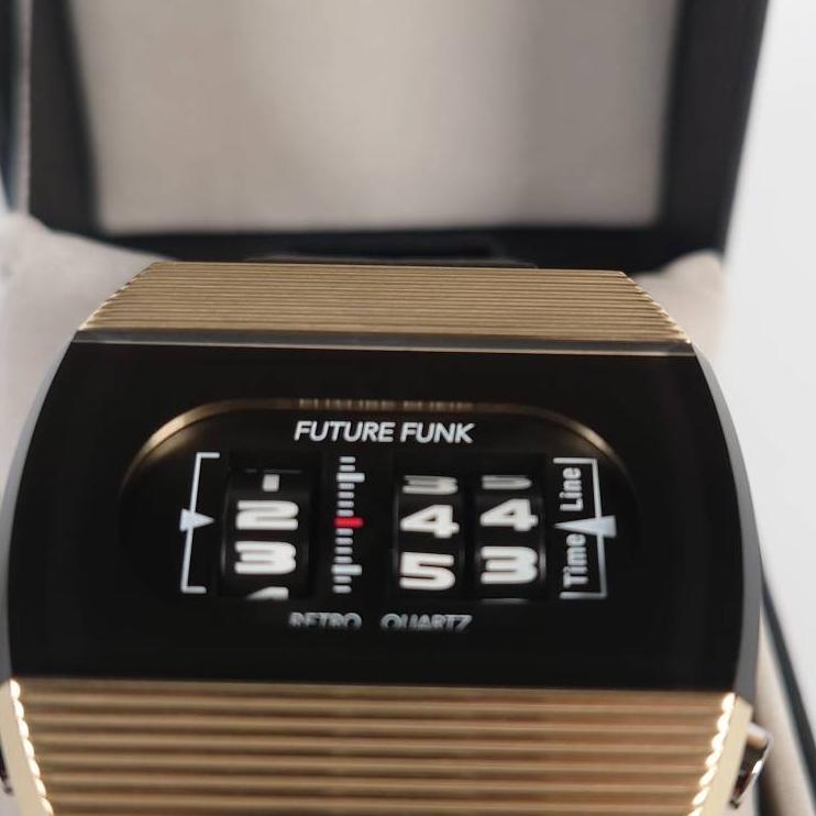 ساعت اورجینال رترو کنتوری FUTURE FUNK