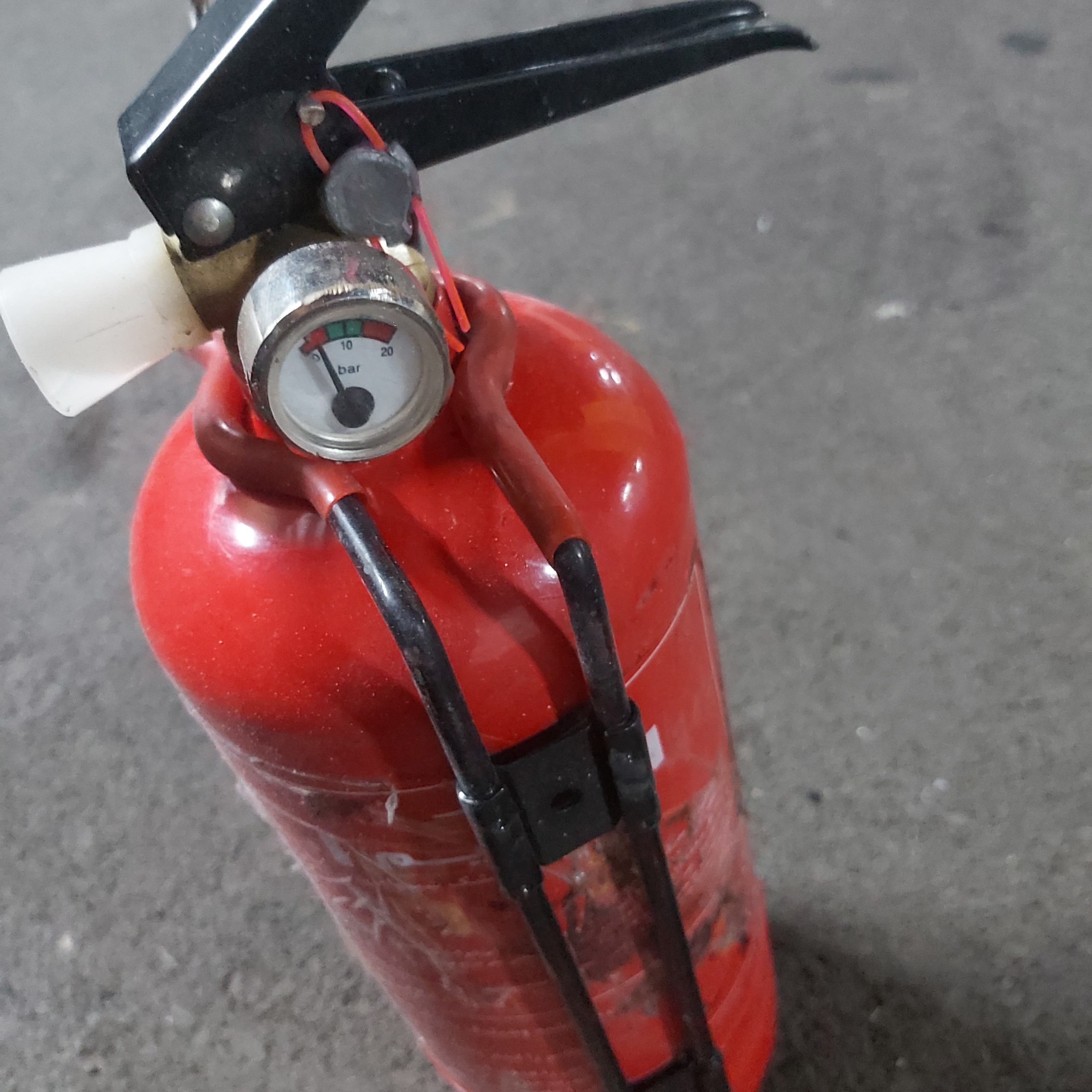 کپسول 1 کیلویی پودر آتش نشانی خودرو