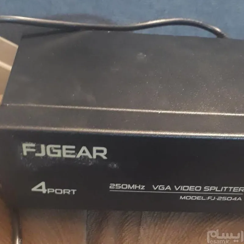 اسپلیتور 1 به 4 vga