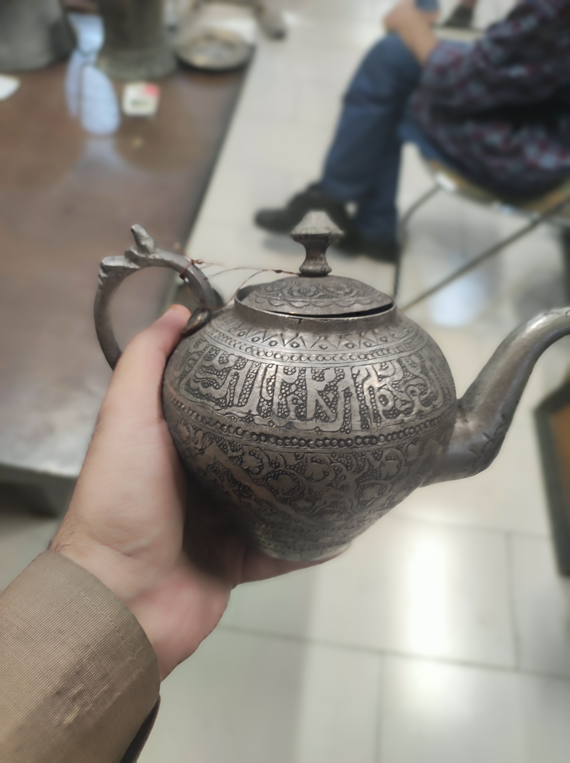 قوری کهنه تمام قلمزنی