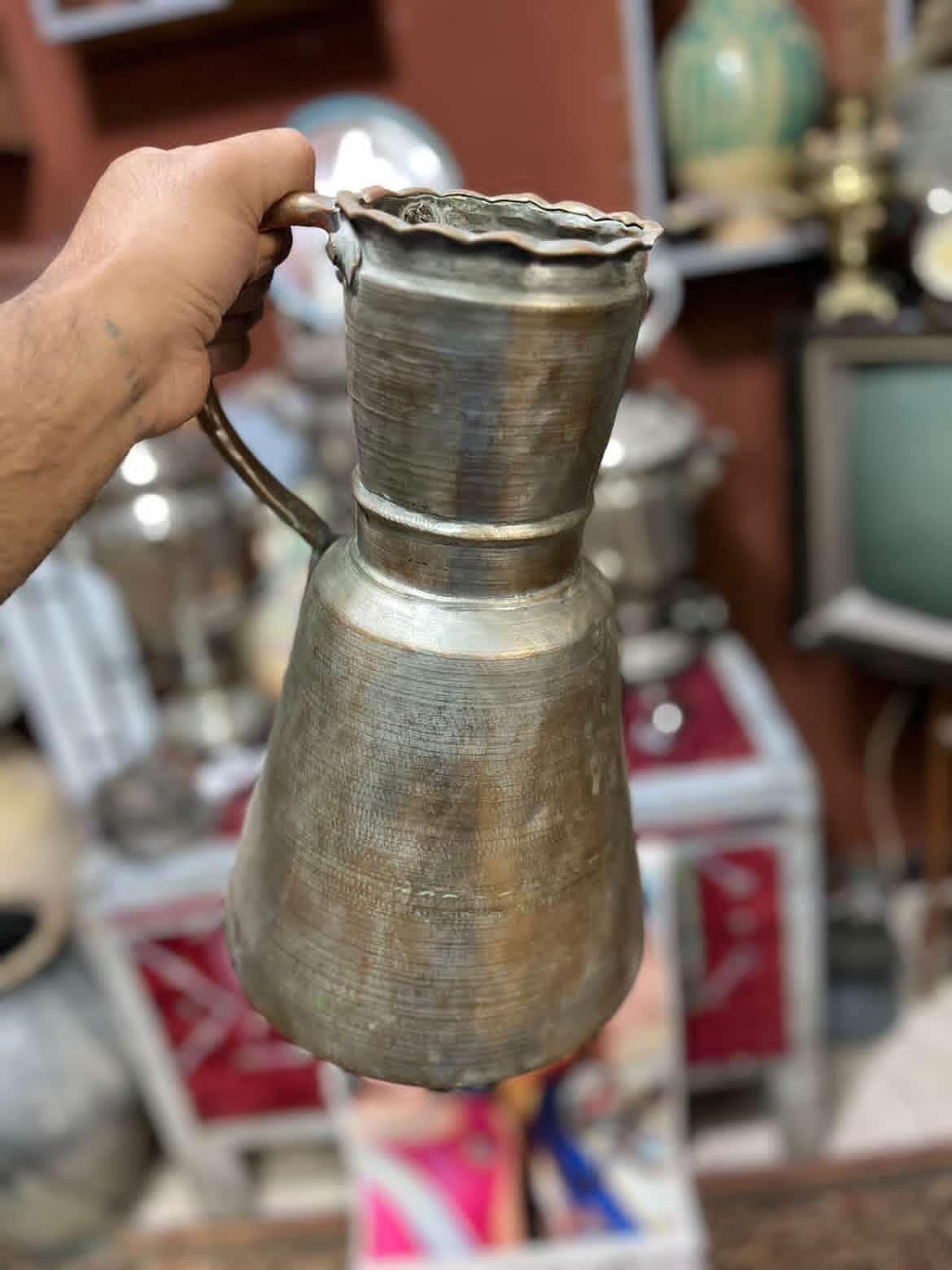 مشربه یا پارچ کهنه چکشی کوچک