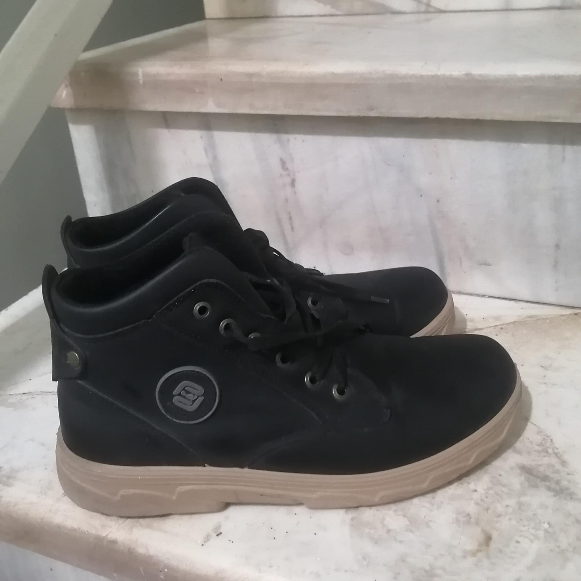 کفش نیم بوت مردانه