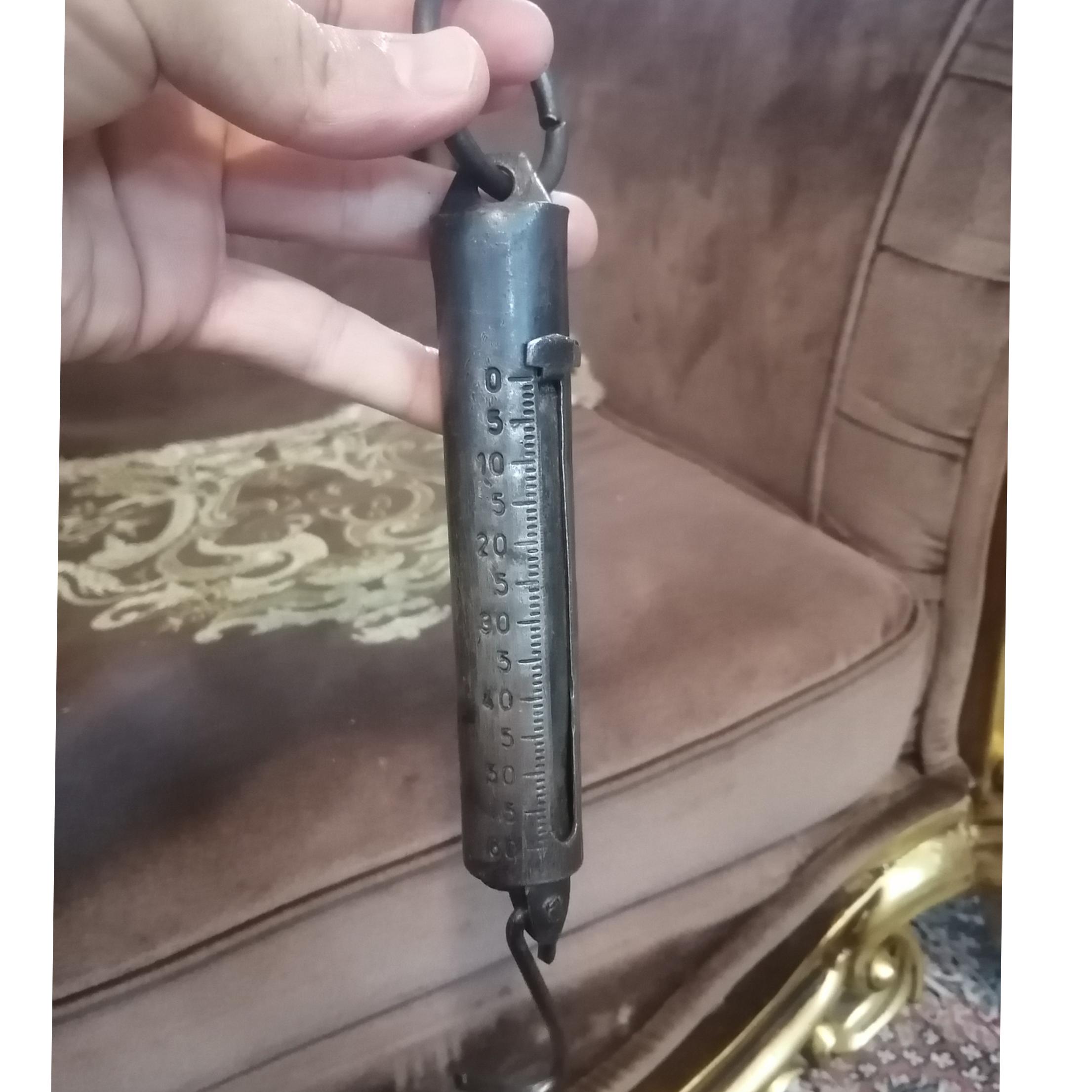 ترازو فنری قدیمی