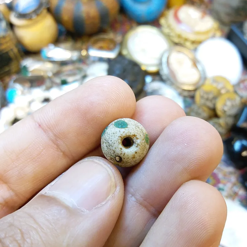 مهره کهنه چیتو گبری