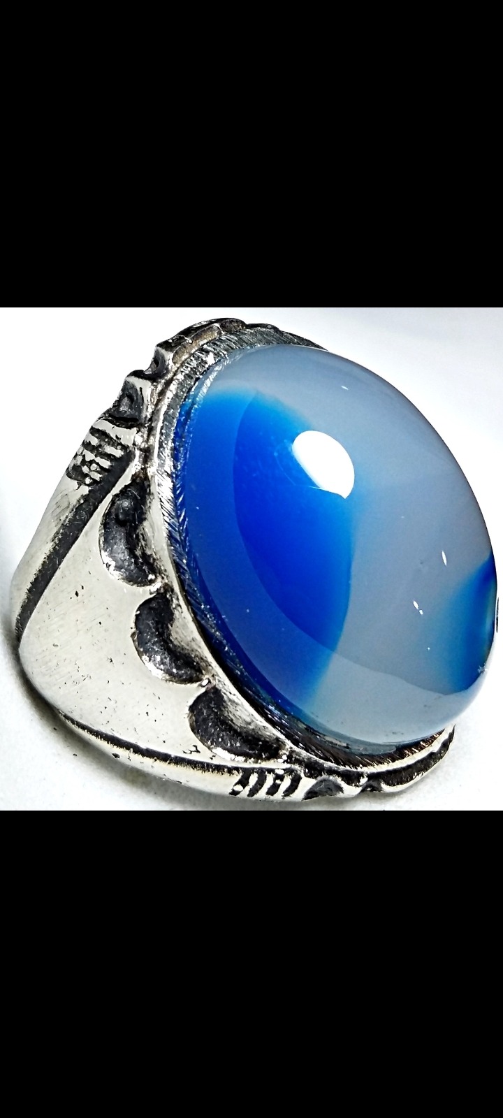 انگشتر شاهکار زیبای عقیق آبی دو رگه معدنی