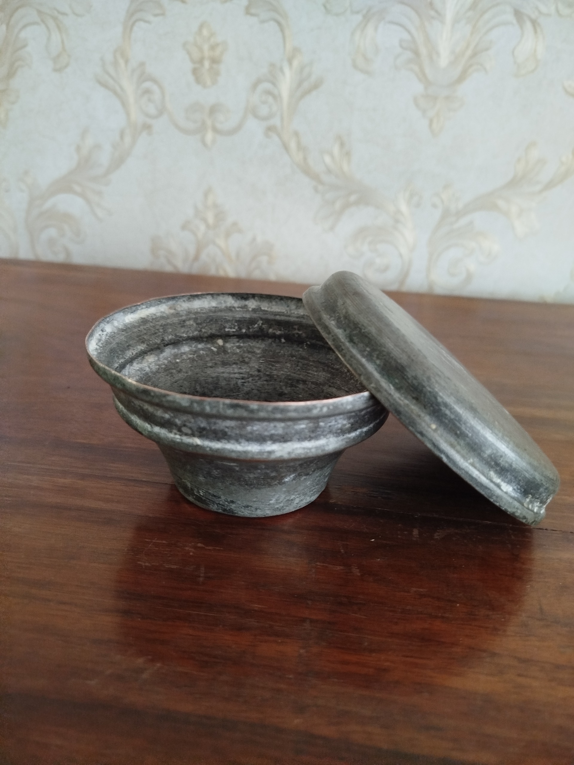 روشن دان مسی