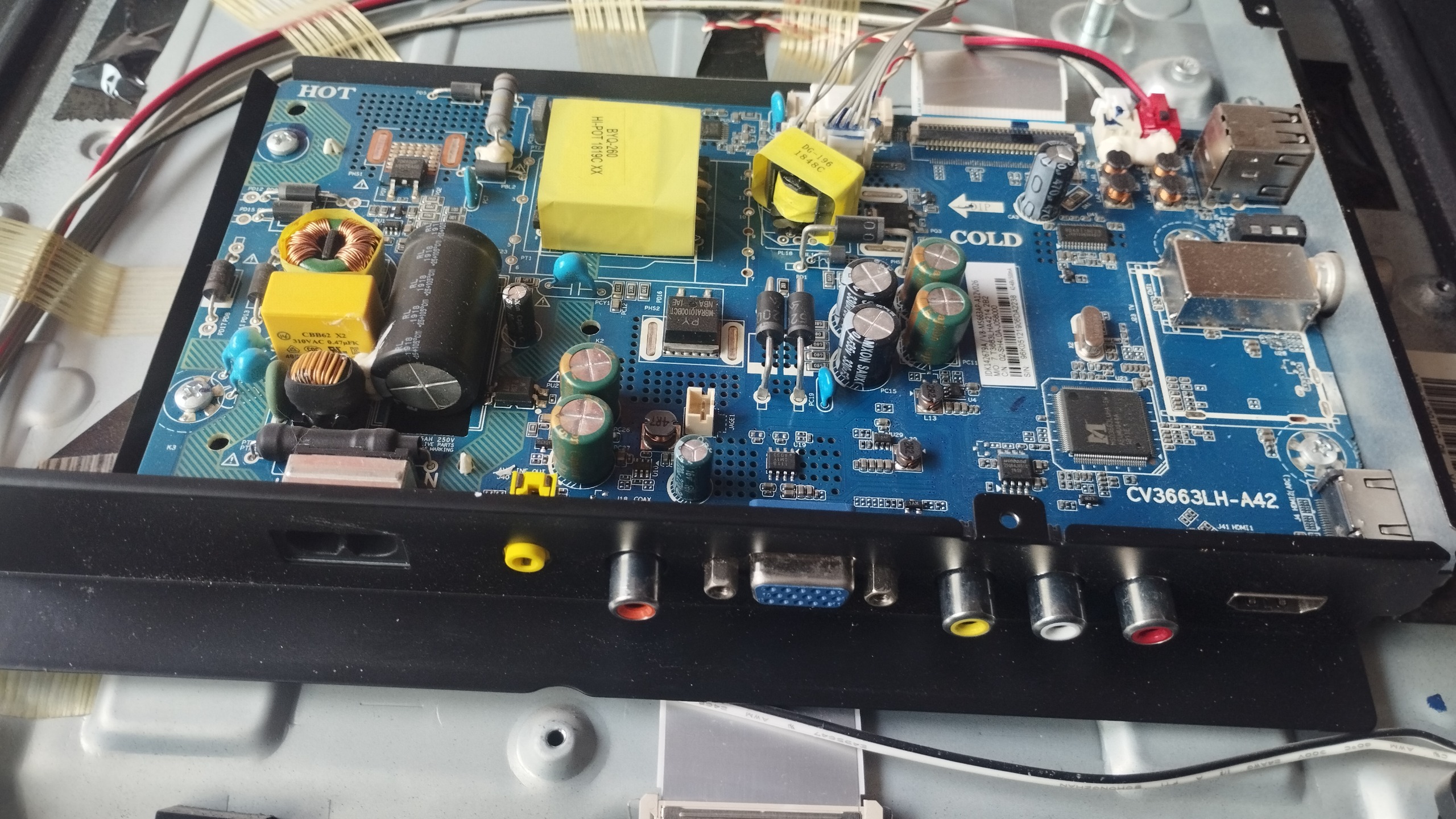 مین برد تلویزیون ال ای دی ایکس ویژن 32xT520