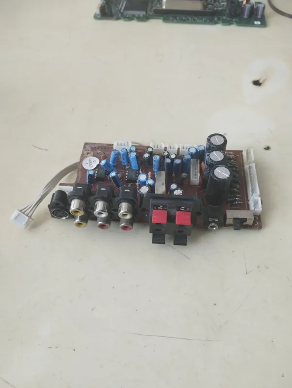 برد الکترونیکی تست نشده