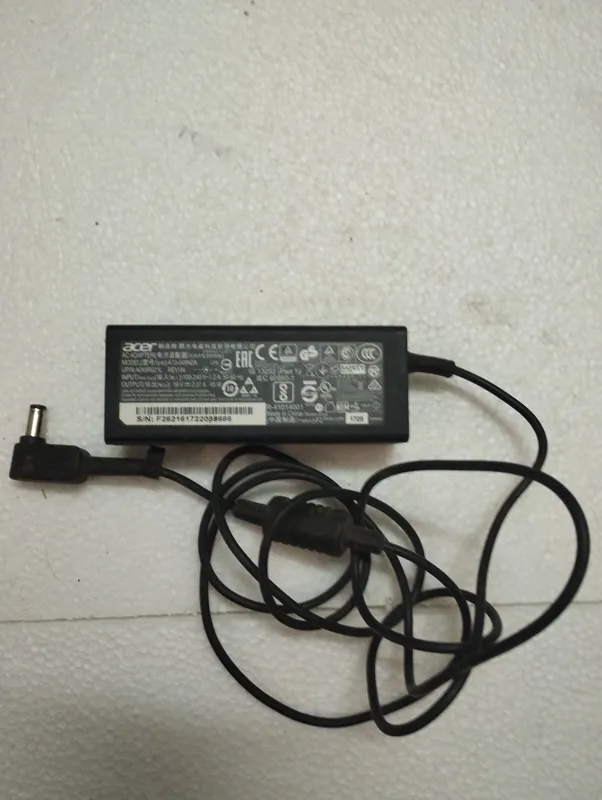شارژر لپ تاپ ایسرacer