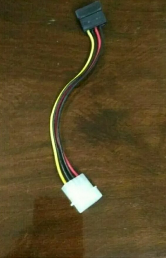 کابل برق تبدیل مولکس ب ساتا