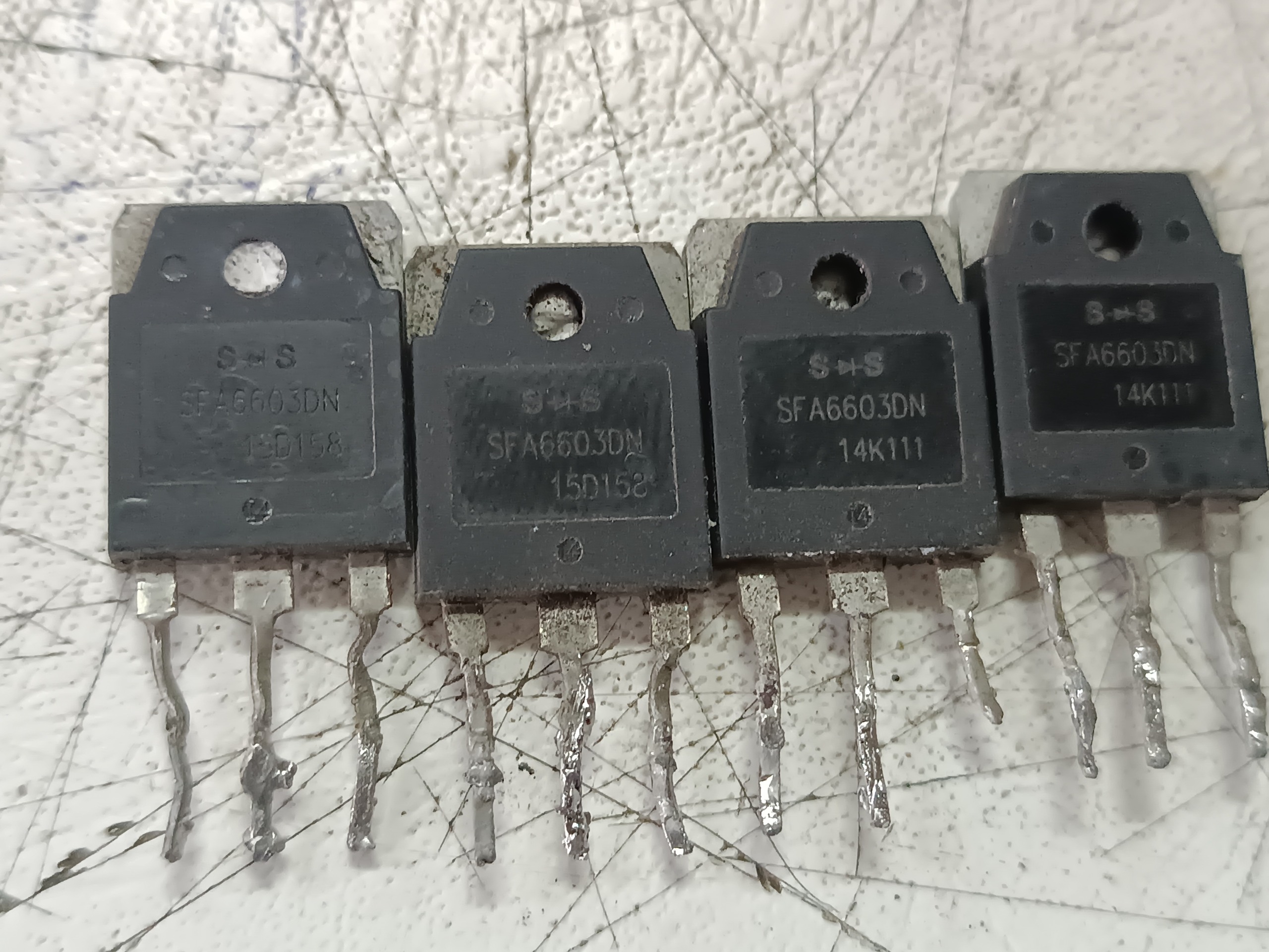 دیود دوبل 66آمپر300ولت sfa6603dn