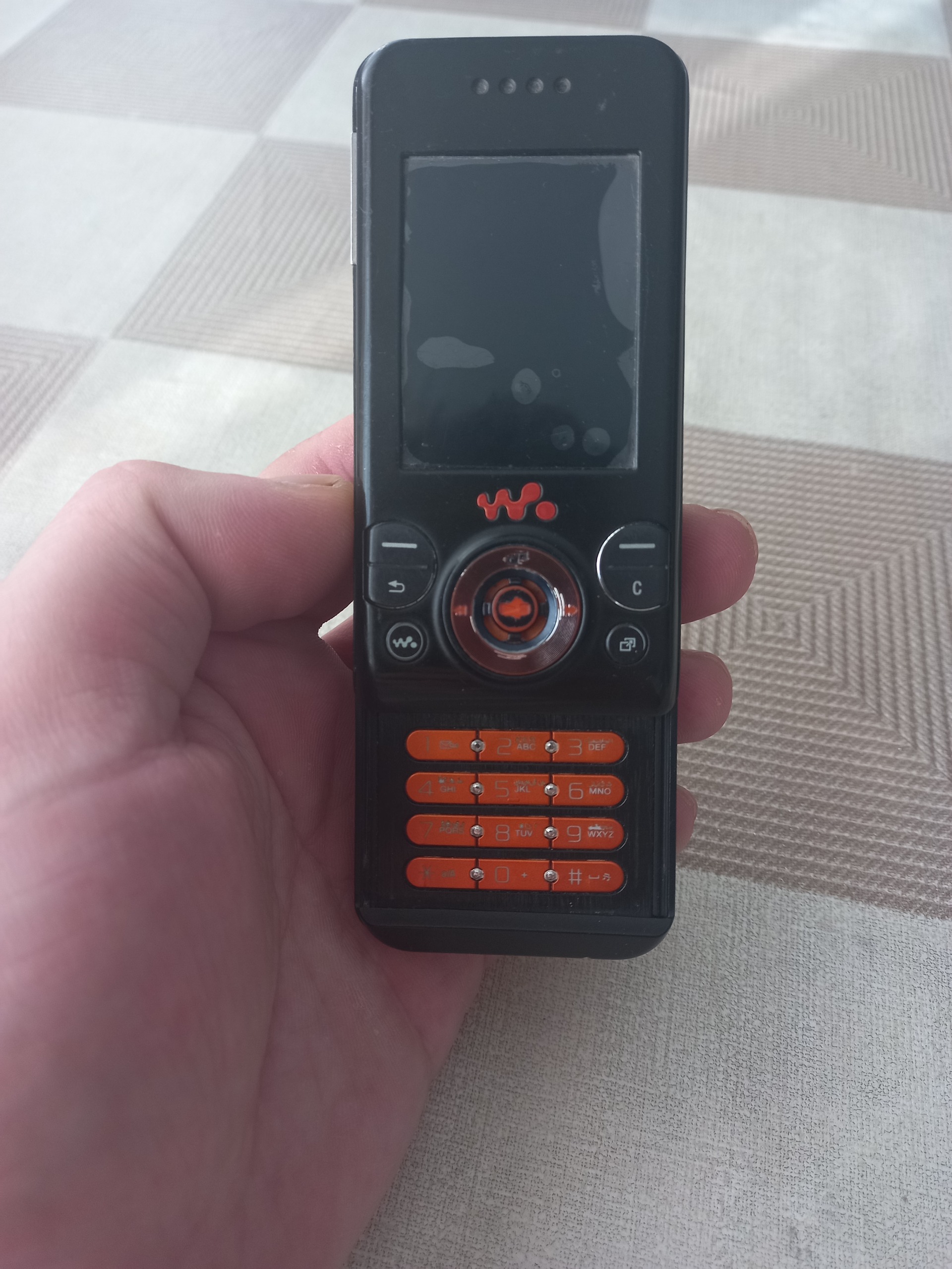 گوشی سونی اریکسون w580i