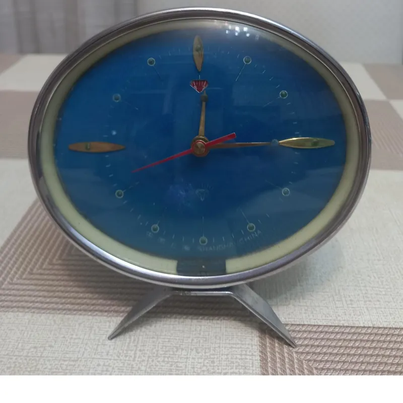 ساعت رومیزی کوکی قدیمی