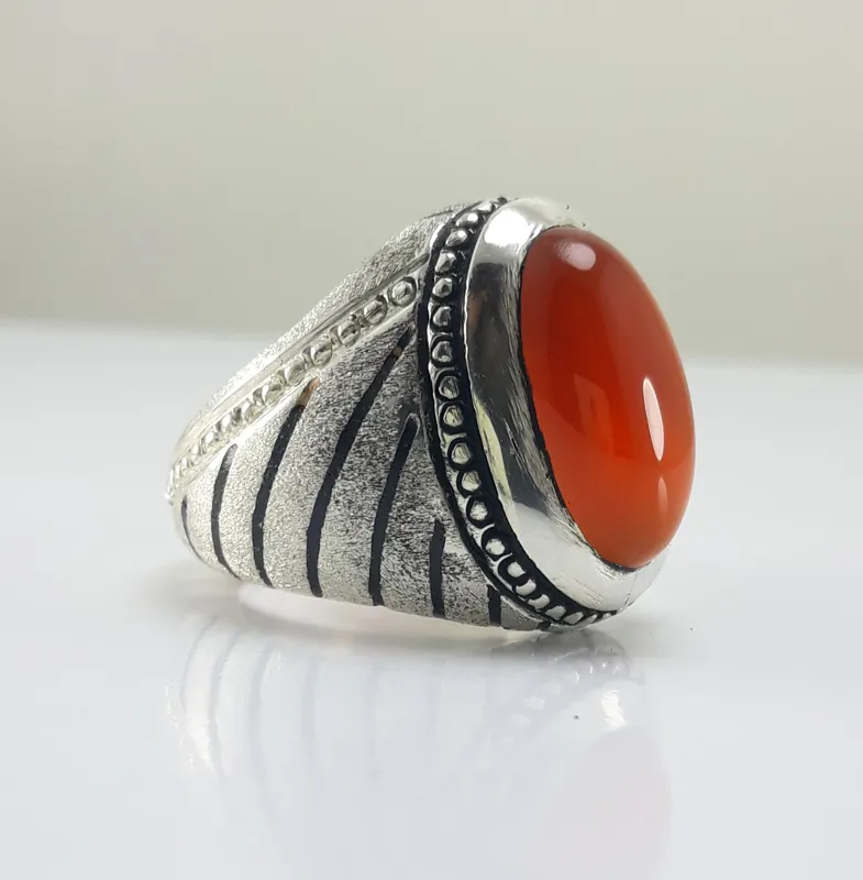 انگشتر نقره دست ساز عقیق پرتغالی معدنی