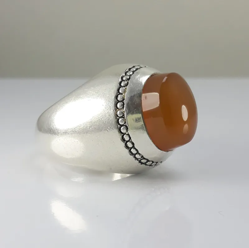 انگشتر نقره دست ساز عقیق یمنی معدنی