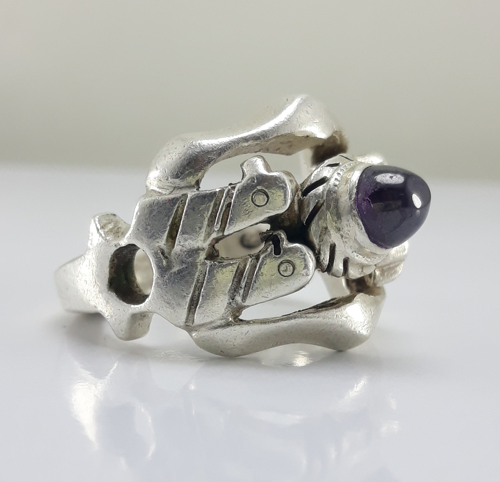 انگشتر نقره دست ساز لعل بنفش