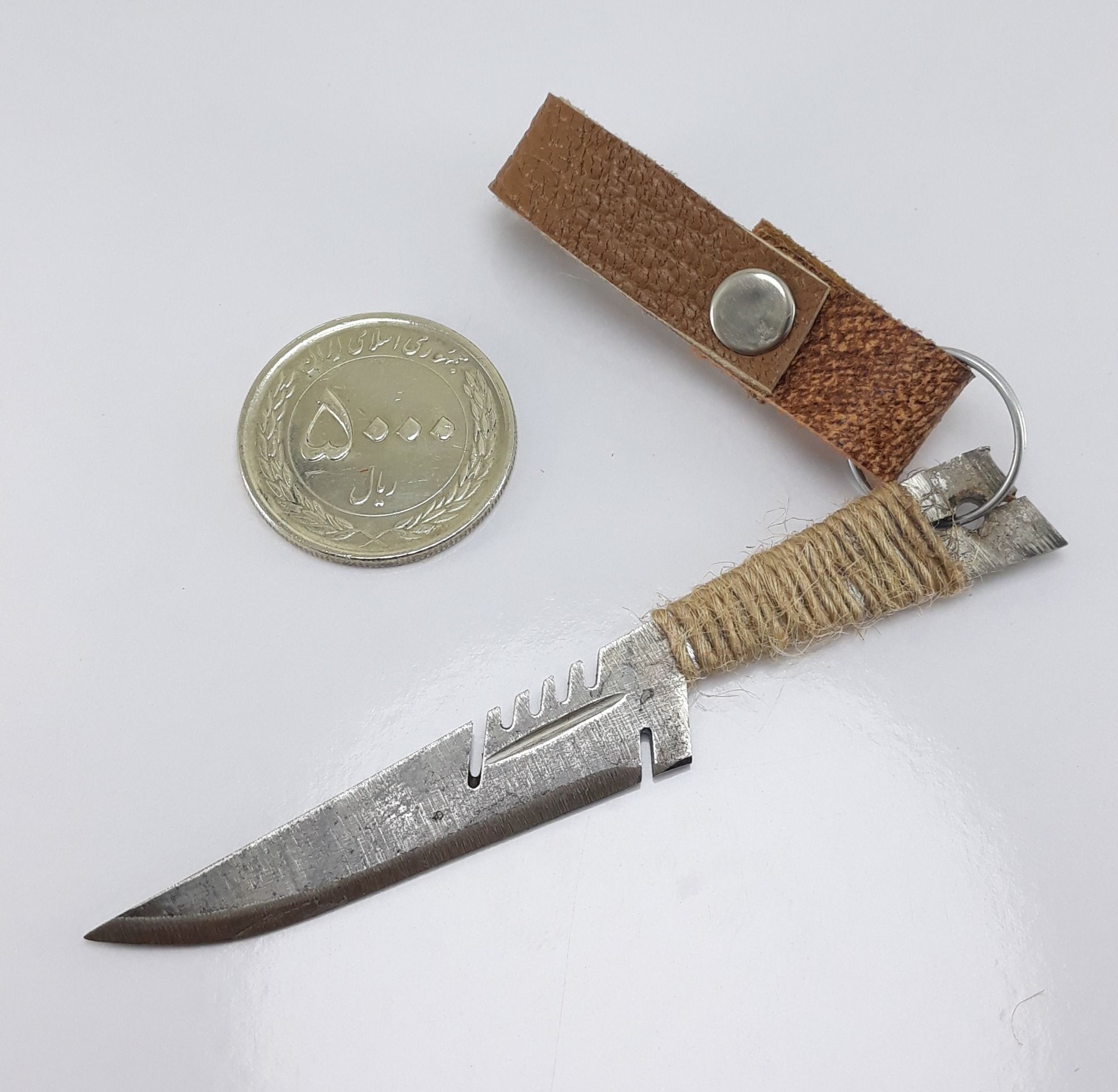 چاقو جاسوئچی دست ساز بند چرم طبیعی