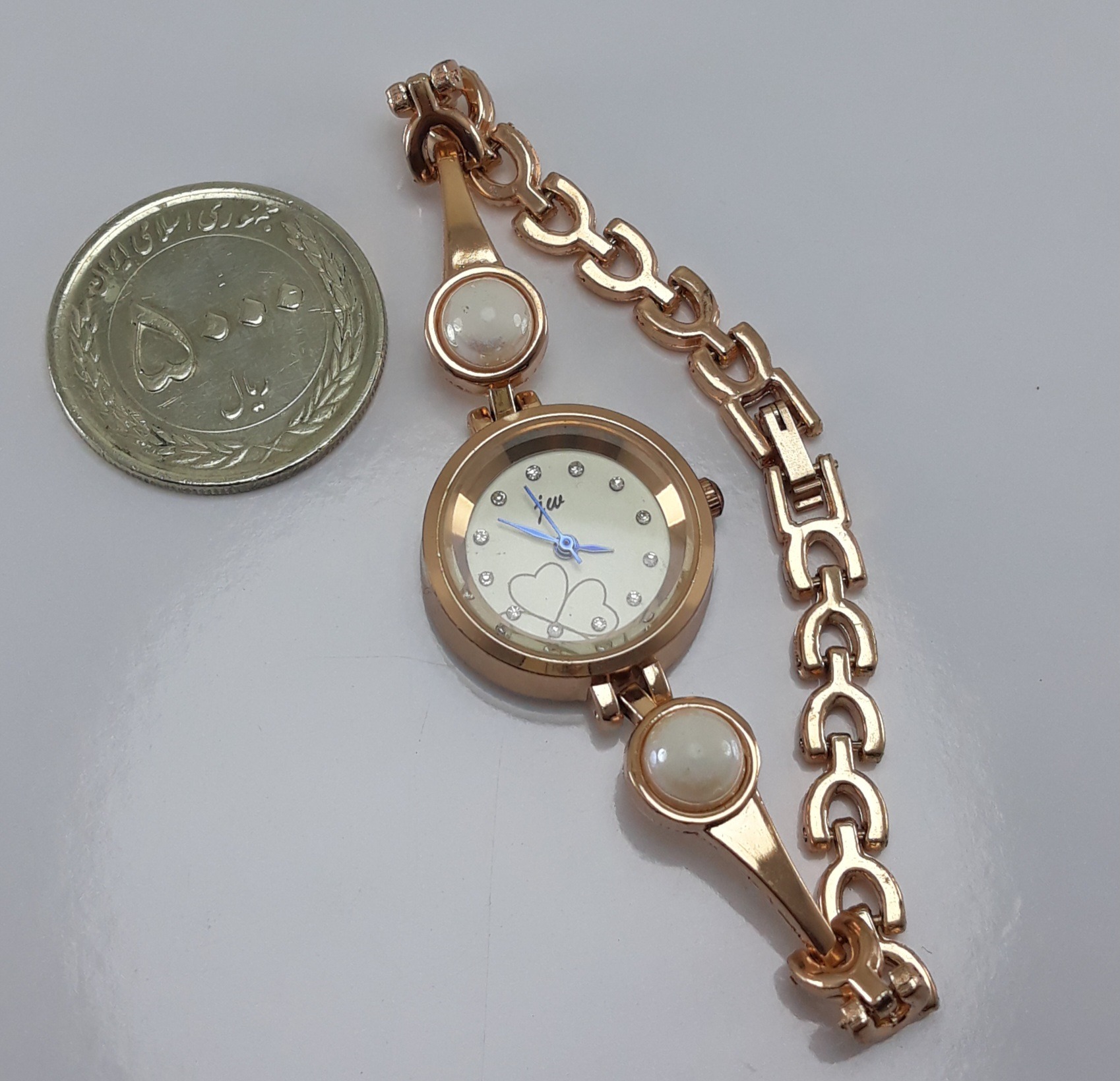 ساعت مچی زنانه زیبا و خاص