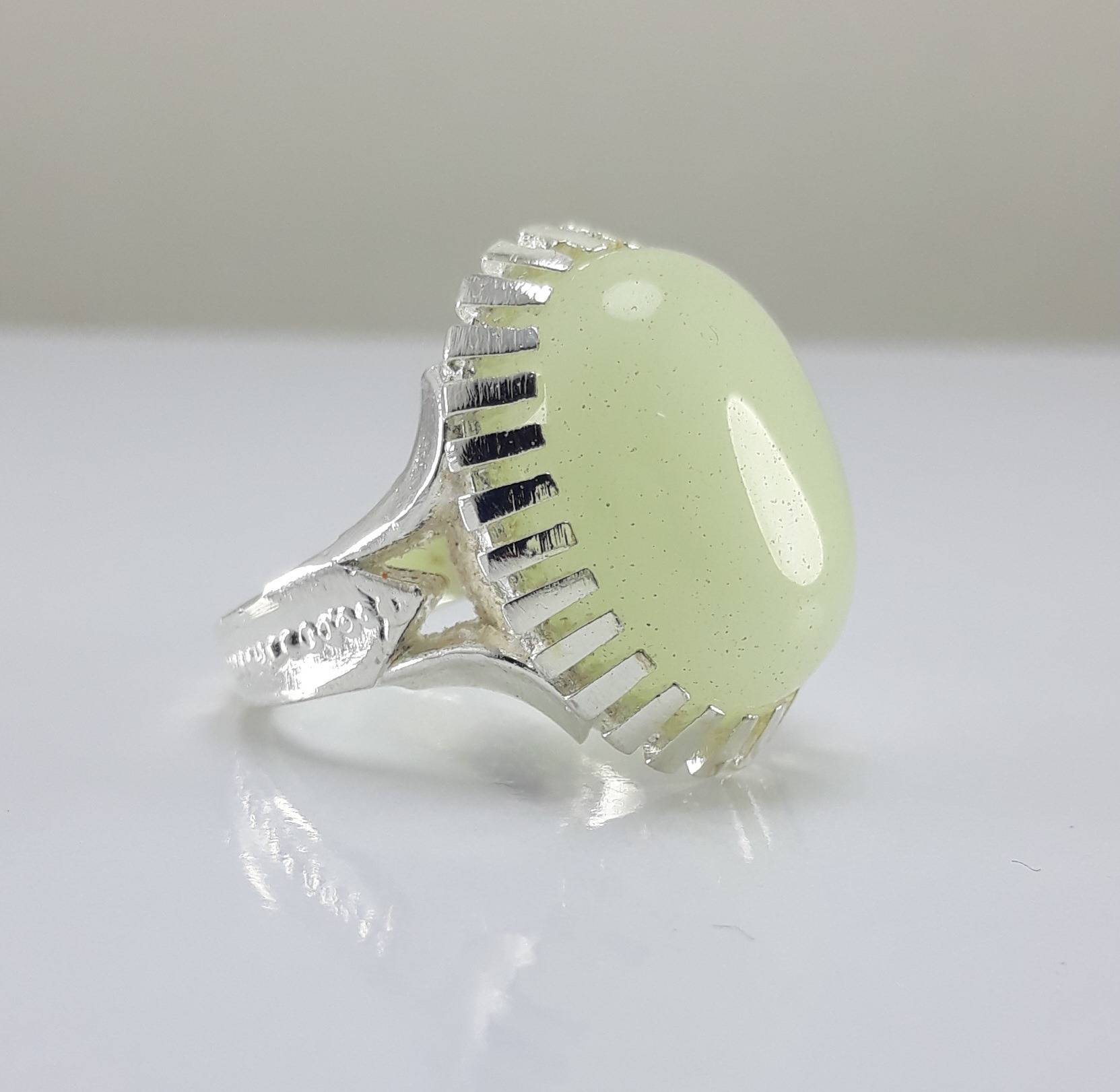 انگشتر گوهر شب چراغ قیمت حراجی