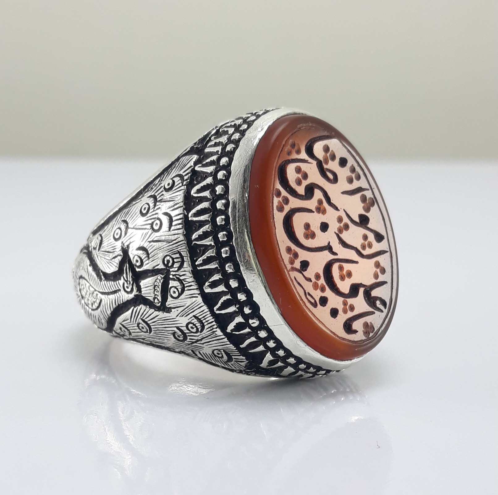 انگشتر نقره دست ساز استاد آزاده