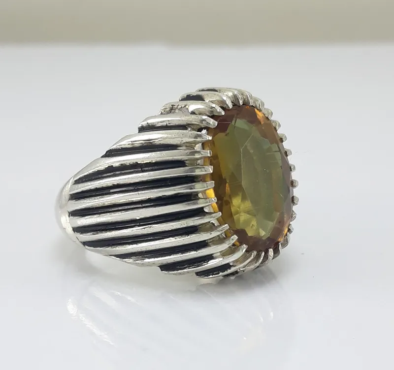 انگشتر نقره دست ساز الکساندریت زیبا