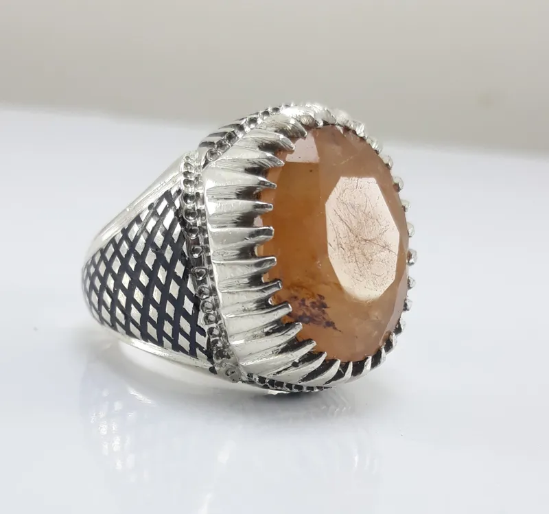 انگشتر نقره دست ساز یاقوت نباتی