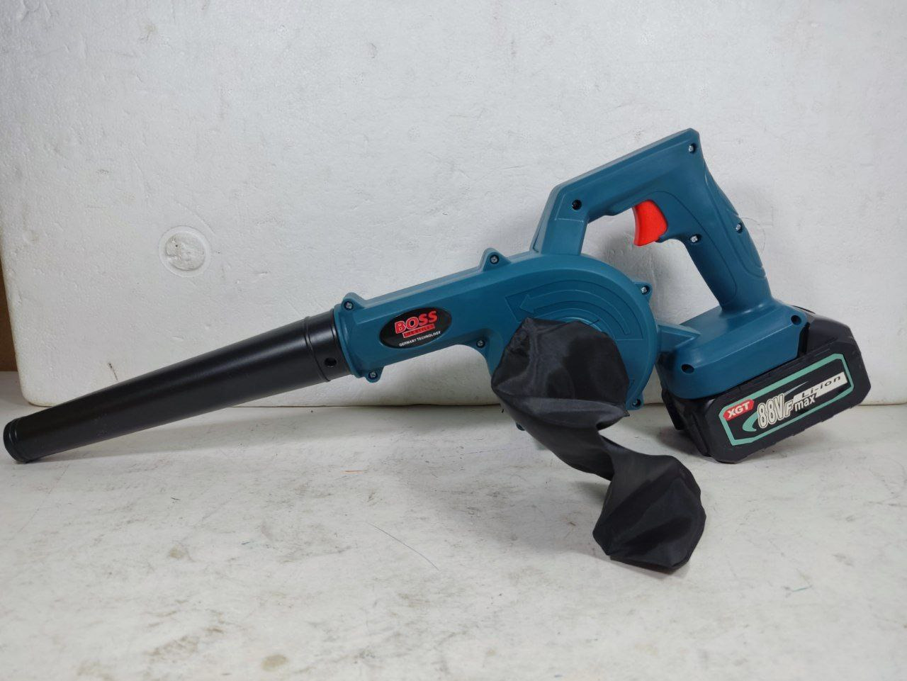 بلوور (دمنده و مکنده) شارژی باس BOSS