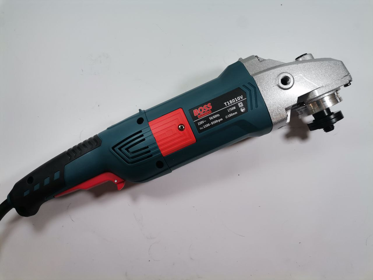 فرز آهنگری دیمردار باس BOSS مدل T18010V