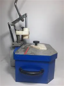 دم