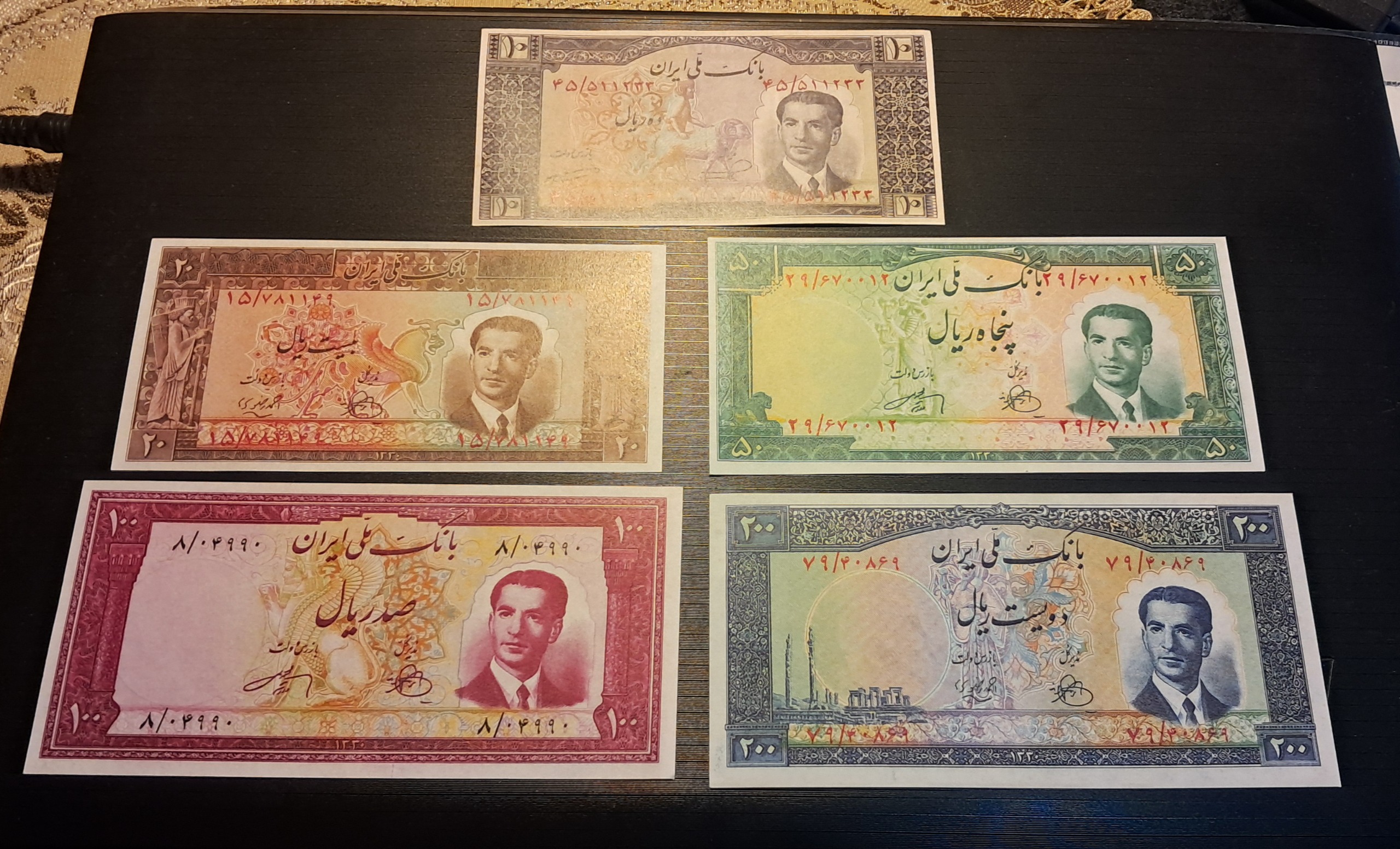 ست پنج عددی کرواتی در حد اصل کاغذ زبر طرح اسکناس
