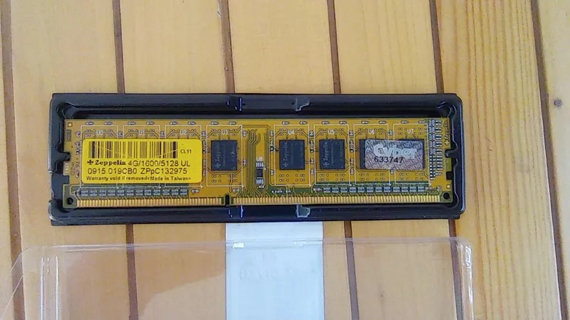 رم کامپیوتر Zappelin چهار گیگ باس 1600 DDR3