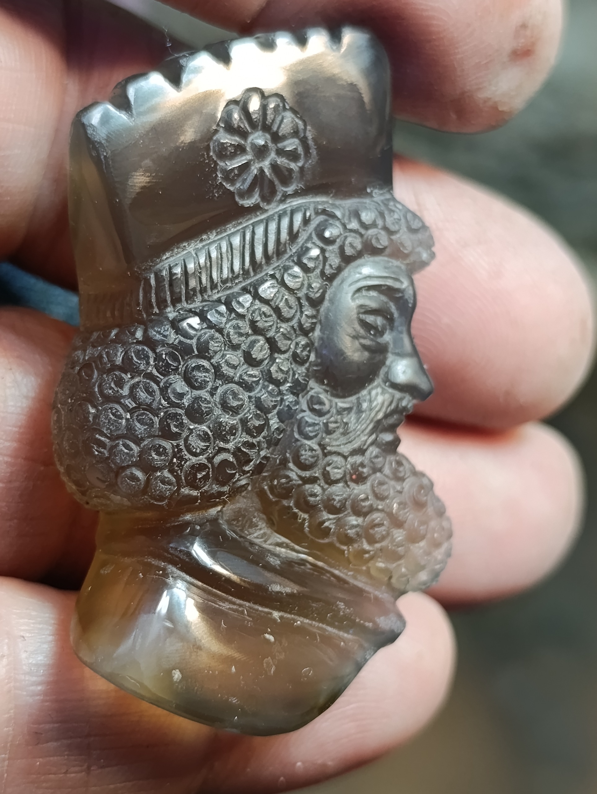 گردنبند خشایار شاه هخامنشی عقیق معدنی