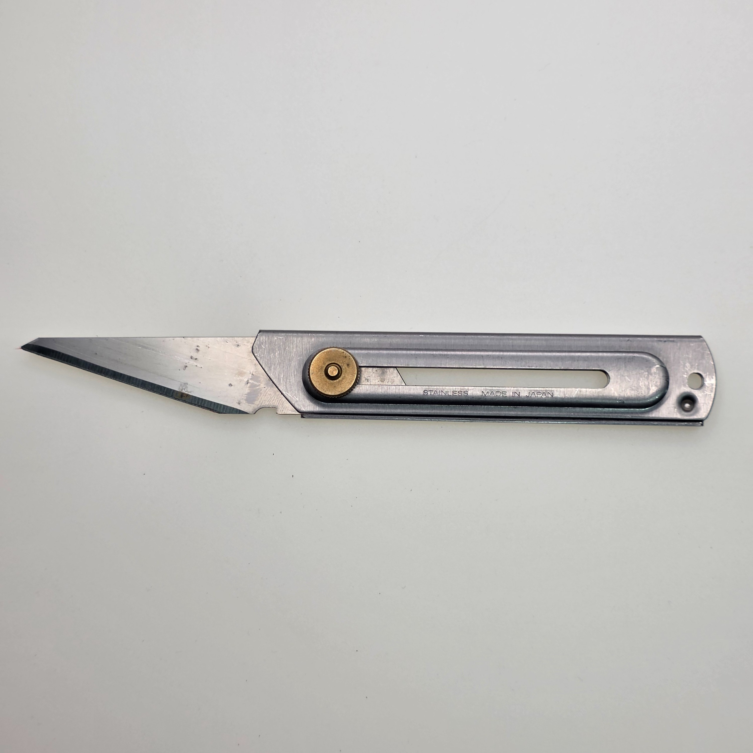 کاتر چوب الفا ژاپن با تیغ یدک