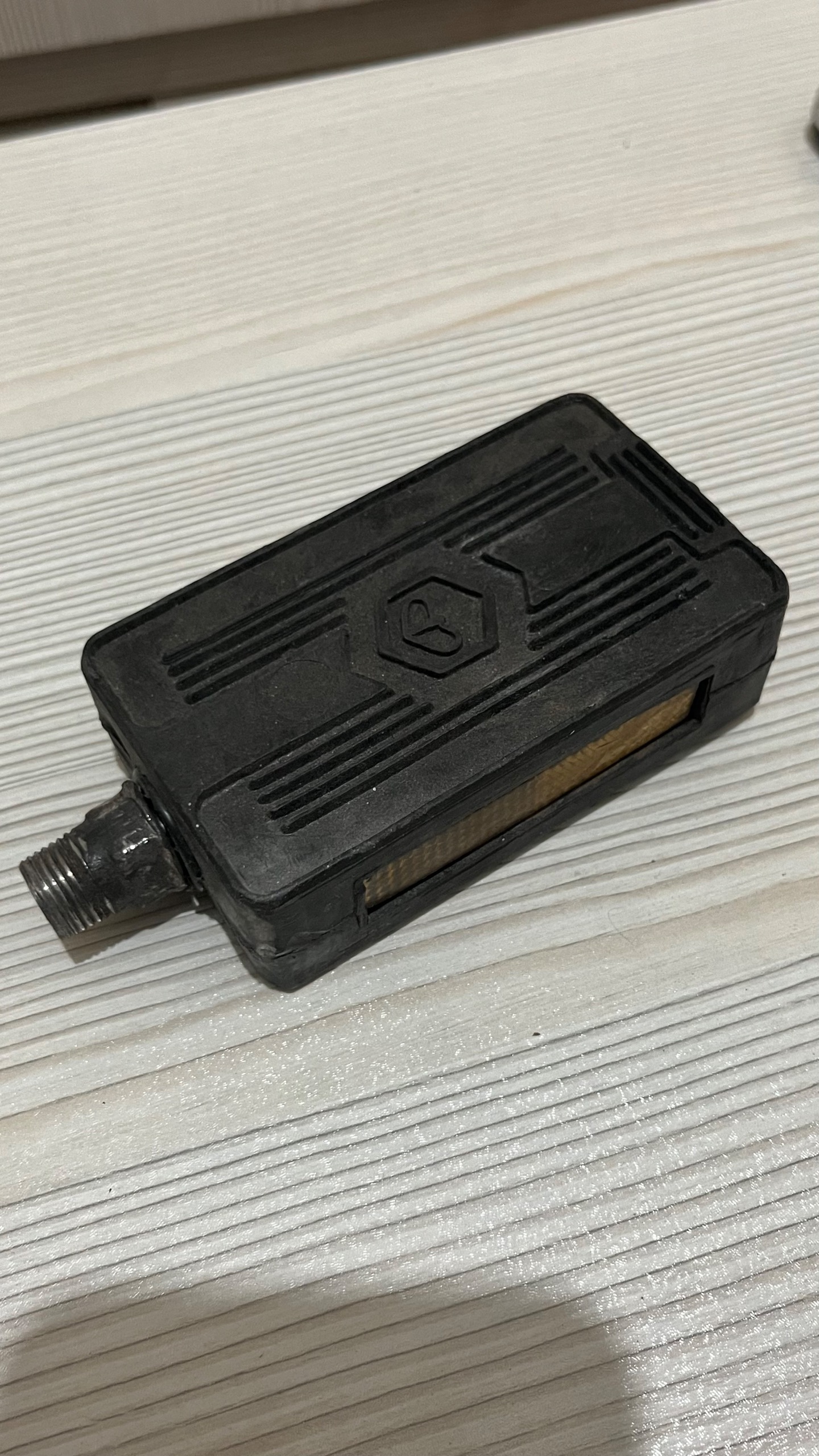 پنجه رکاب موتور گازی براوو طرف راست فابریک پیاجیو